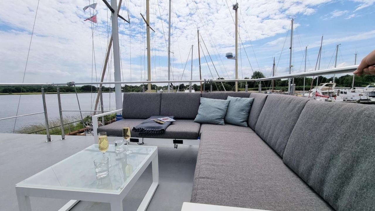 Hotel Hausboot Aava Šlesvik Exteriér fotografie