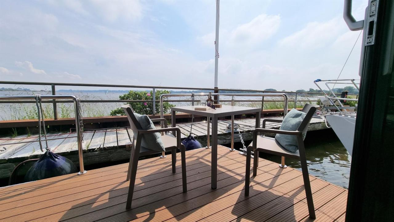 Hotel Hausboot Aava Šlesvik Exteriér fotografie